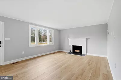 11410 Waples Mill Road, Oakton, VA 22124 - Photo 6