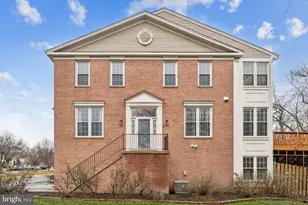 6251 Windham Hill Run, Alexandria, VA 22315 - Photo 4