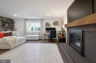 3809 Moss Dr, Annandale, VA 22003 - Photo 36