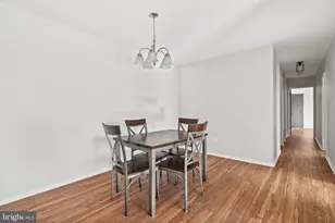 561 Florida Ave, Herndon, VA 20170 - Photo 8