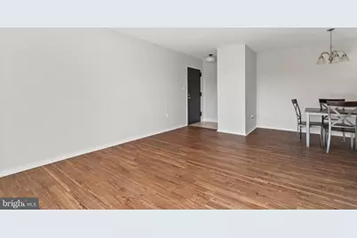 561 Florida Avenue #204, Herndon, VA 20170 - Photo 6