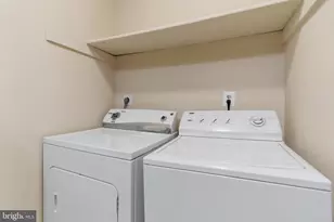 561 Florida Ave, Herndon, VA 20170 - Photo 22