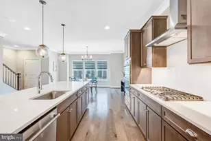 7770 Belvale Dr, Alexandria, VA 22315 - Photo 8