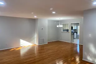 6413 Knapsack Ln, Centreville, VA 20121 - Photo 10