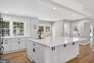 8612 Cottage Street SW, Vienna, VA 22180 - Photo 18