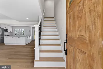 8612 Cottage Street SW, Vienna, VA 22180 - Photo 6