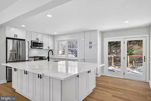 8612 Cottage Street SW, Vienna, VA 22180 - Photo 2