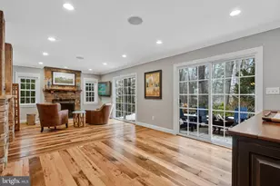 10912 Hunt Club Rd, Reston, VA 20190 - Photo 10