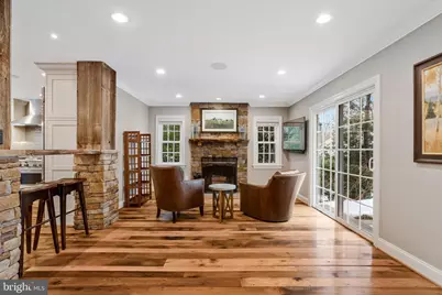 10912 Hunt Club Road, Reston, VA 20190 - Photo 4