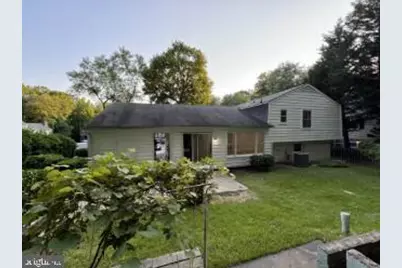 6437 Alloway Court, Springfield, VA 22152 - Photo 8