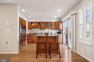 12316 Field Lark Ct, Fairfax, VA 22033 - Photo 10