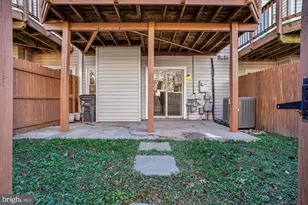 12316 Field Lark Ct, Fairfax, VA 22033 - Photo 34