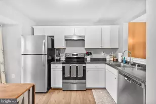 8773 Village Green Ct, Alexandria, VA 22309 - Photo 6