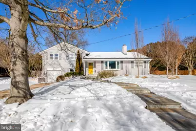 8304 Lilac Lane, Alexandria, VA 22308 - Photo 2