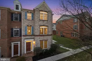 411 Spring St, Herndon, VA 20170 - Photo 1