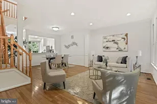 11280 Fairwind Way, Reston, VA 20190 - Photo 8