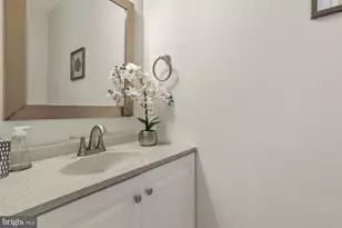 11280 Fairwind Way, Reston, VA 20190 - Photo 24