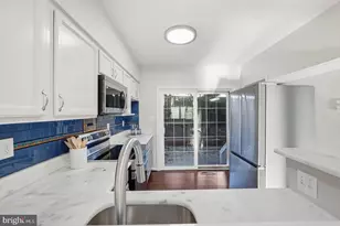 6156 Glen Eagles Ct, Falls Church, VA 22044 - Photo 14