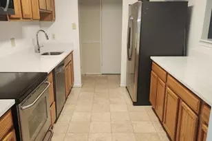 521 Florida Ave, Herndon, VA 20170 - Photo 8