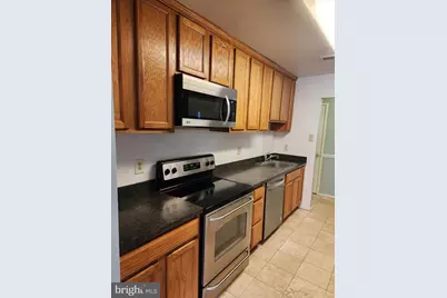 521 Florida Avenue #102, Herndon, VA 20170 - Photo 8
