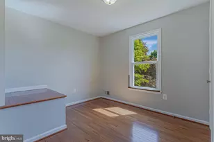 11778 Hollyview Dr, Great Falls, VA 22066 - Photo 28