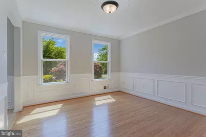 11778 Hollyview Drive, Great Falls, VA 22066 - Photo 10