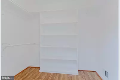 11778 Hollyview Drive, Great Falls, VA 22066 - Photo 36