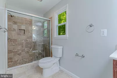 11778 Hollyview Drive, Great Falls, VA 22066 - Photo 34