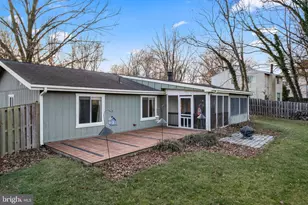 1543 Youngs Point Pl, Herndon, VA 20170 - Photo 28