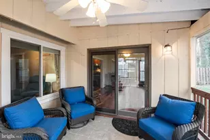 1543 Youngs Point Pl, Herndon, VA 20170 - Photo 14