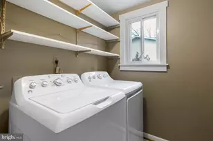 1543 Youngs Point Pl, Herndon, VA 20170 - Photo 24