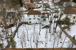 12011 Meadowville Ct, Herndon, VA 20170 - Photo 36