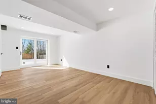 12011 Meadowville Ct, Herndon, VA 20170 - Photo 30