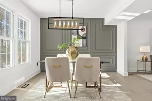 12011 Meadowville Ct, Herndon, VA 20170 - Photo 16