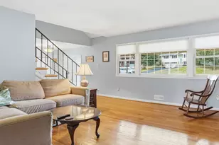 8517 Bound Brook Ln, Alexandria, VA 22309 - Photo 6