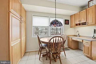 8517 Bound Brook Ln, Alexandria, VA 22309 - Photo 12