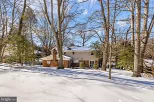 7105 Devonshire Rd, Alexandria, VA 22307 - Photo 8