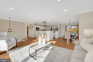 307 Valeview Ct NW, Vienna, VA 22180 - Photo 12