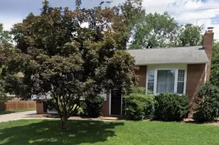 307 Valeview Ct NW, Vienna, VA 22180 - Photo 1