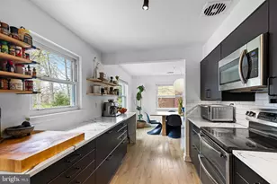 3221 Sherry Ct, Falls Church, VA 22042 - Photo 14