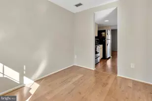 12127 Purple Sage Ct, Reston, VA 20194 - Photo 6