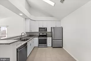 6613 Netties Ln, Alexandria, VA 22315 - Photo 12