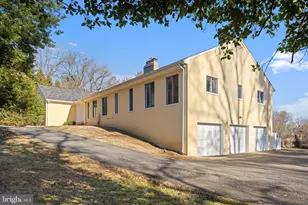 901 Walker Rd, Great Falls, VA 22066 - Photo 64