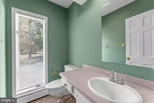 901 Walker Rd, Great Falls, VA 22066 - Photo 8