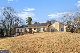 901 Walker Rd, Great Falls, VA 22066 - Photo 62