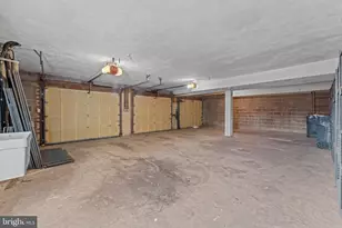 901 Walker Rd, Great Falls, VA 22066 - Photo 48