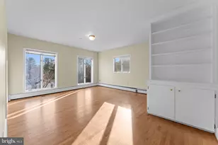 901 Walker Rd, Great Falls, VA 22066 - Photo 24