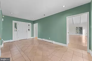 901 Walker Rd, Great Falls, VA 22066 - Photo 6