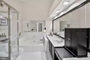 14348 Winding Woods Ct, Centreville, VA 20120 - Photo 12