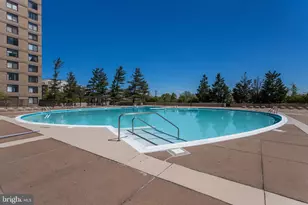 3701 S George Mason Dr, Falls Church, VA 22041 - Photo 24